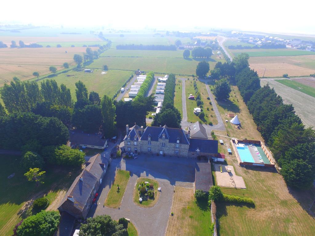 Domaine De L'Aumone Hotel Cherrueix ภายนอก รูปภาพ
